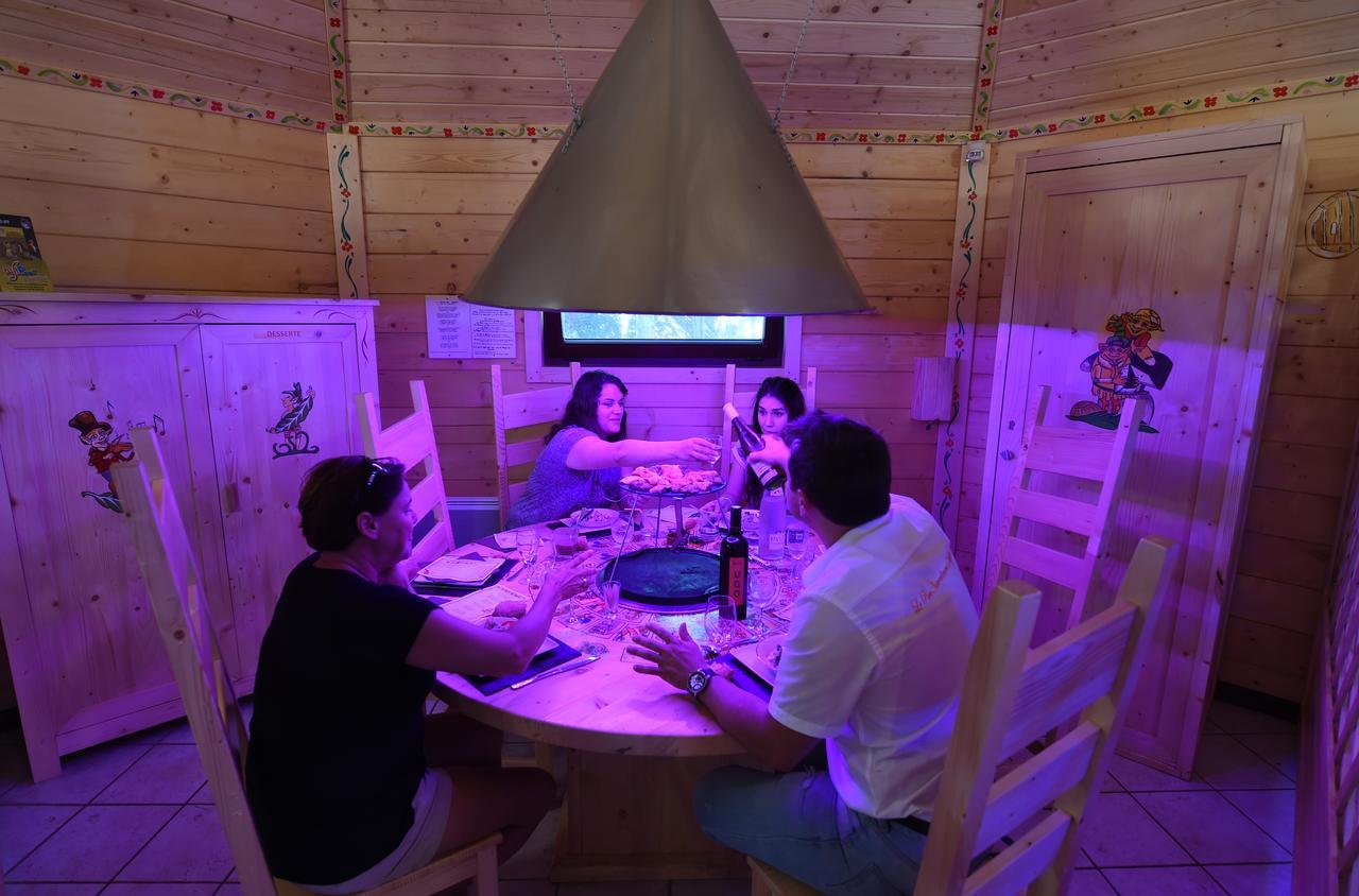 Village Vacances - Defiplanet' Dienne  Екстер'єр фото